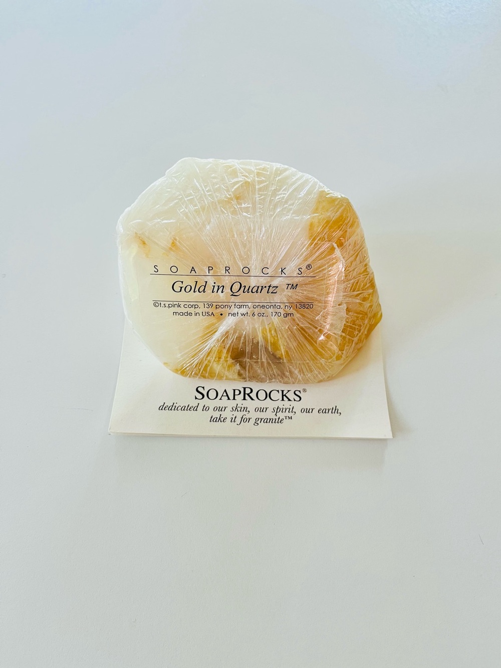 Anthropologie Geo Soaprock Gold in Quartz Milk and Honey Soap - Picture 3 of 3